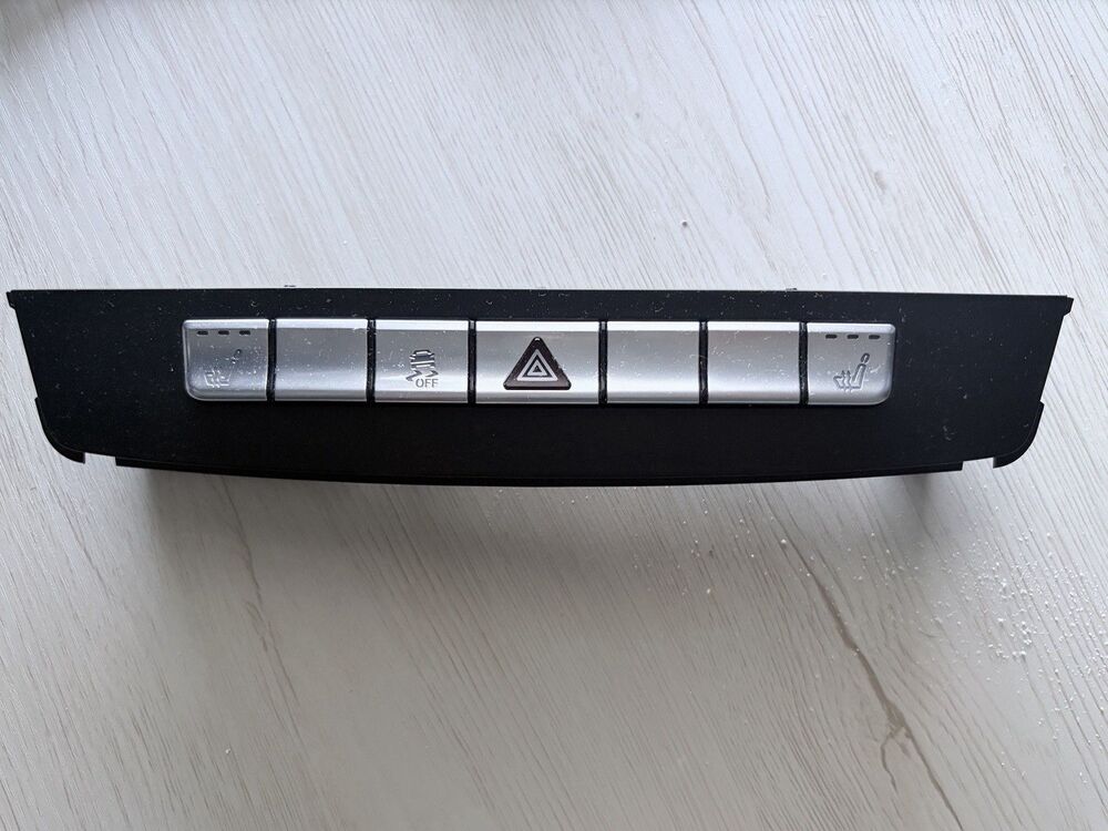2016 Mercedes Benz GL350 Hazard Switch Panel